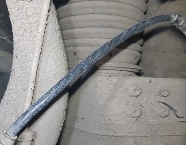 Бесплатная проверка передних тормозных шлангов на Porsche Taycan